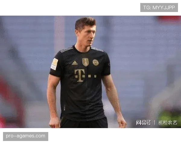 莱万vs亨利 顶级中锋进攻效率与战术适配差距在哪