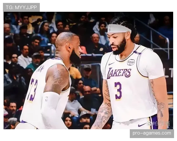 安东尼·戴维斯内线多面手挡拆制造错位显著提升湖人防守效率